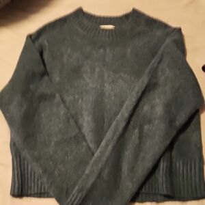 Universal Thread Green Crew Neck Sweater